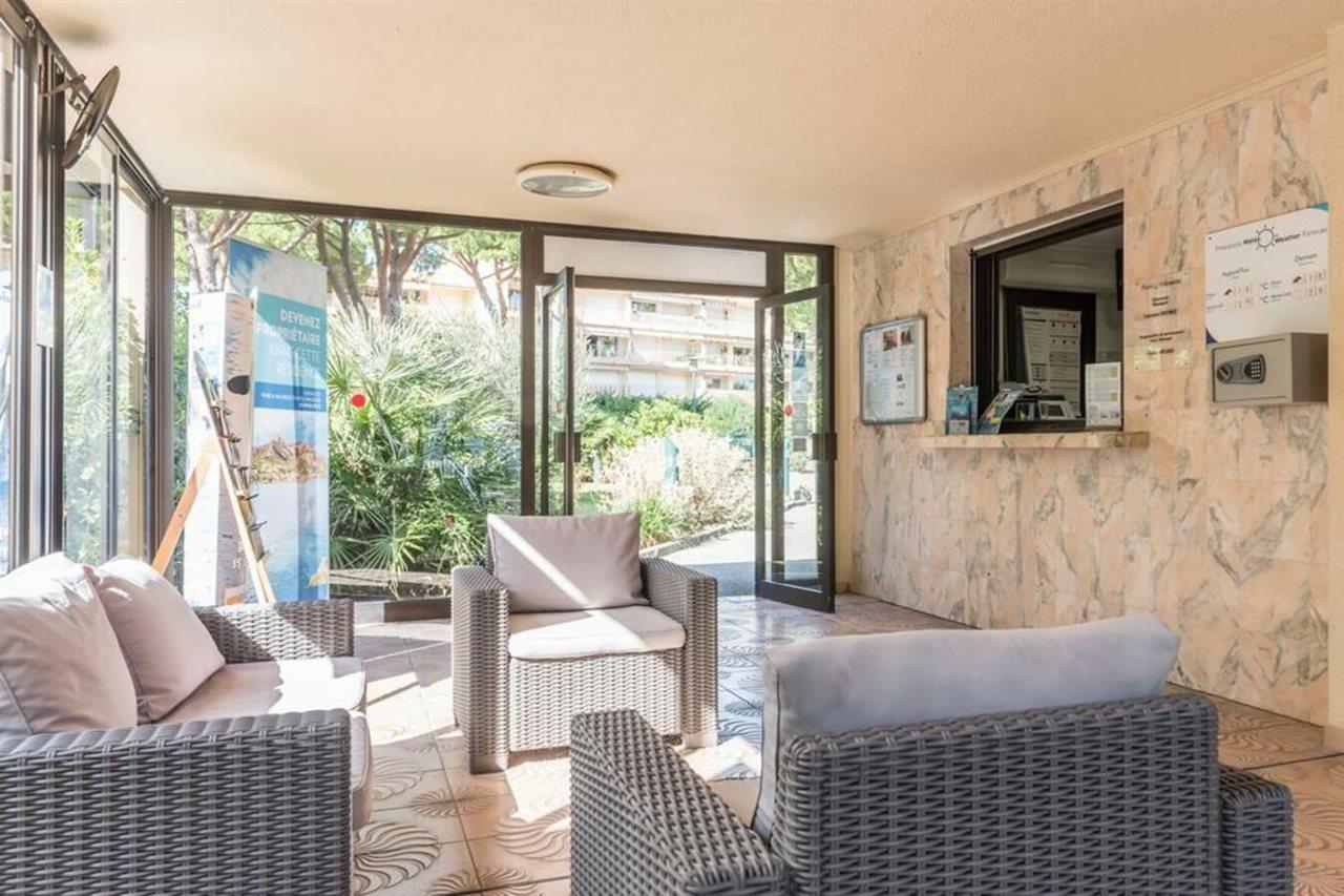 Residence Pierre & Vacances Les Jardins Ombrages มองเดอลิเยอลานาปูล ภายนอก รูปภาพ